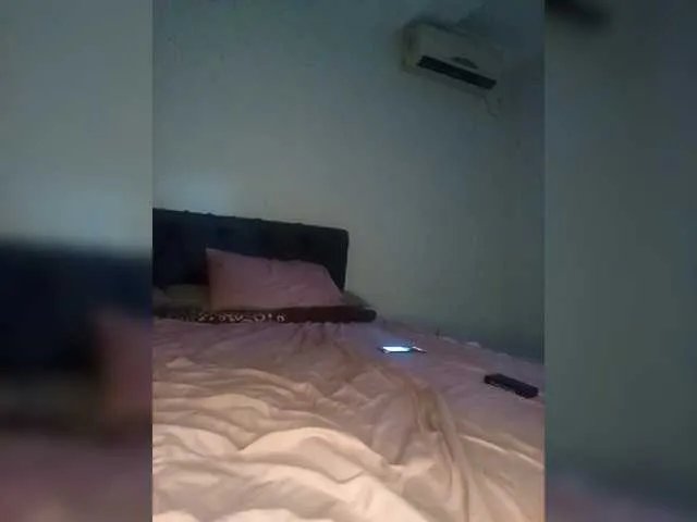 MoanaPozzi on BongaCams