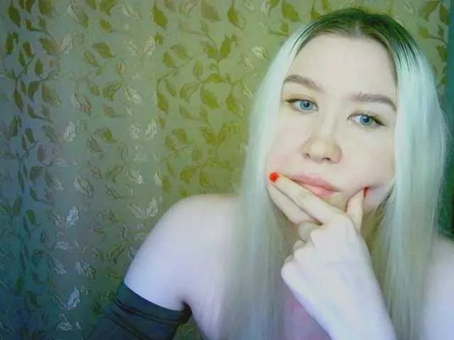 MollyMo on BongaCams 