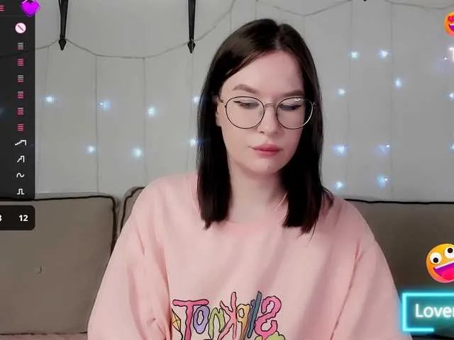 MynameisLilith on BongaCams