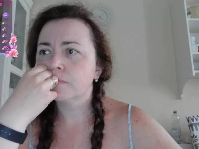 NicoleBunny24 on BongaCams