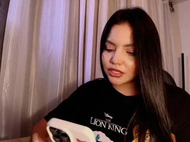 NinaMichelle on BongaCams 