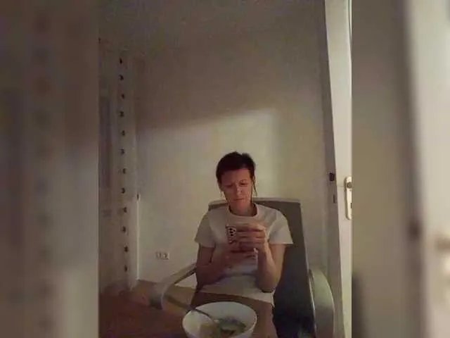 P-A-N-I-K-A on BongaCams