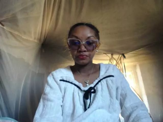 pretty-ass on BongaCams