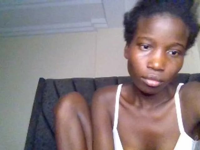 Pretty1231a on BongaCams