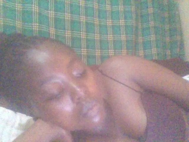 PrettyG on BongaCams