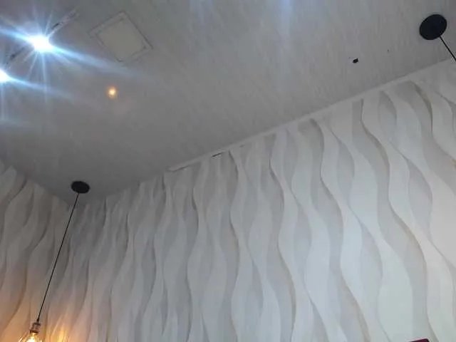 roxxanavelmont1 on BongaCams 