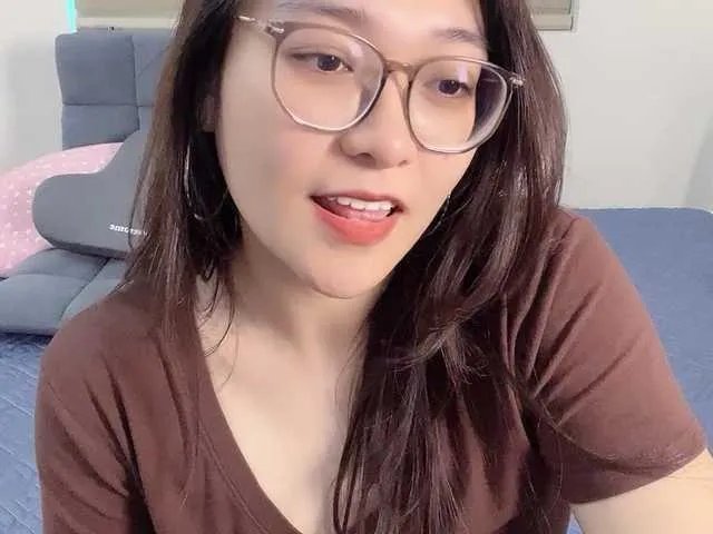 Selena295 on BongaCams 