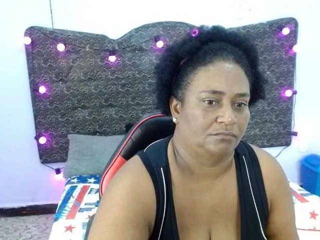 Sharonmercury on BongaCams