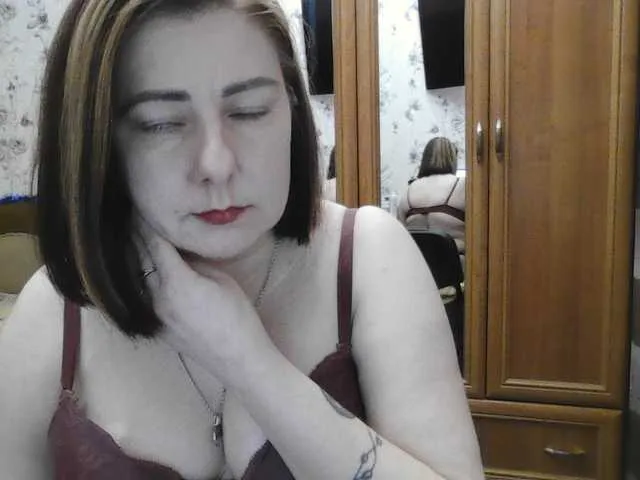 SophieNightAh on BongaCams