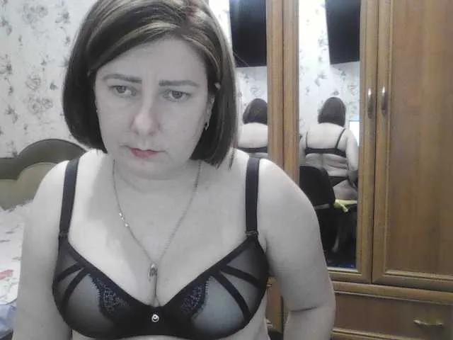 SophieNightAh on BongaCams