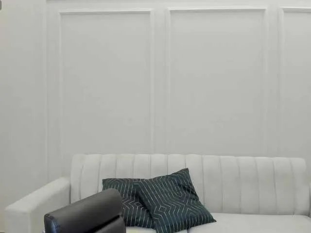 SunnyRiversX on BongaCams