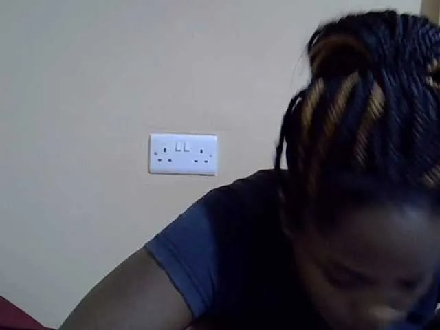 Sweet-diva on BongaCams 