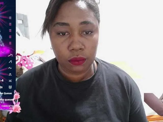 thickebonymilf on BongaCams