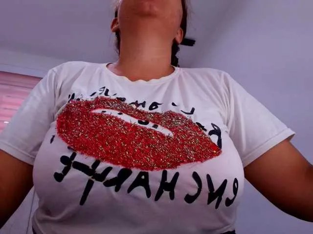 tinkerbell- on BongaCams