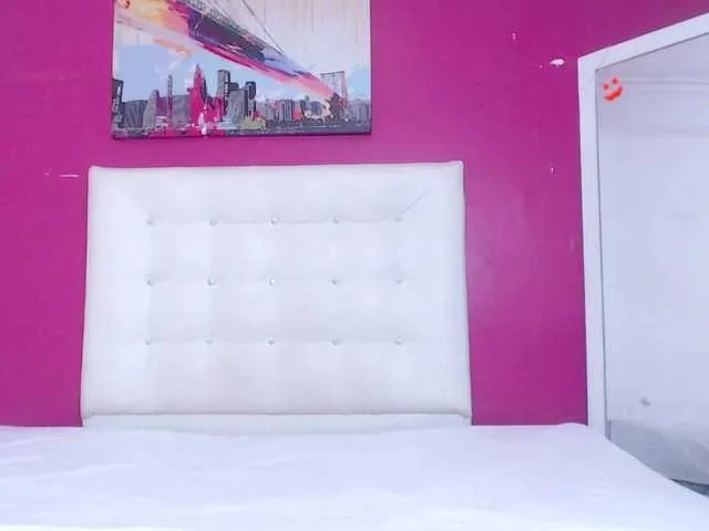 tiny-whore on BongaCams