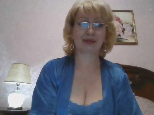 Ur-Mami — Greetings, my dears: * Welcome im my room. I will be glad to your attention and gifts :)  For a good mood need @remain 