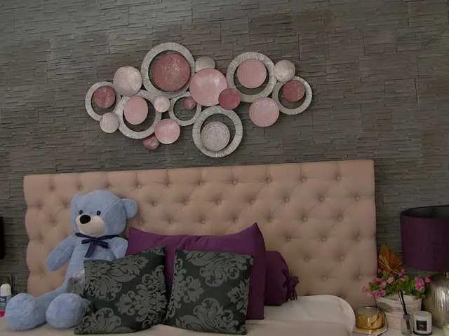 VannyFoxx on BongaCams 