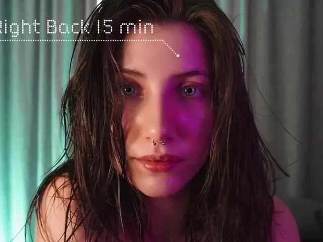 Vixie01 — Freechat on BongaCams