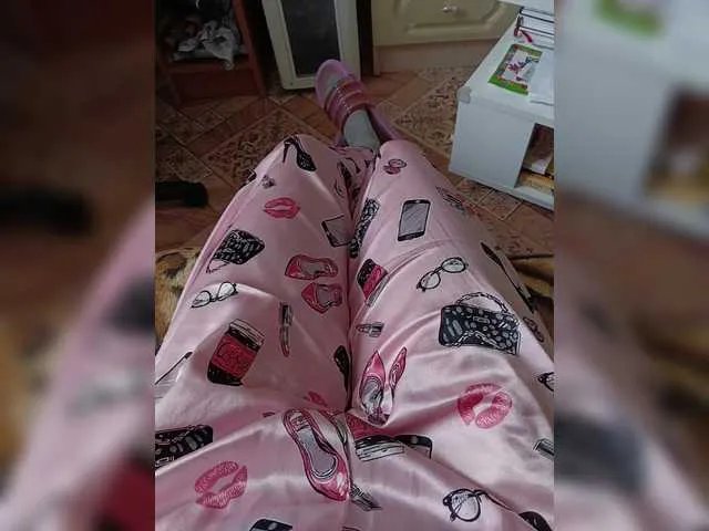 ZaraSss on BongaCams 