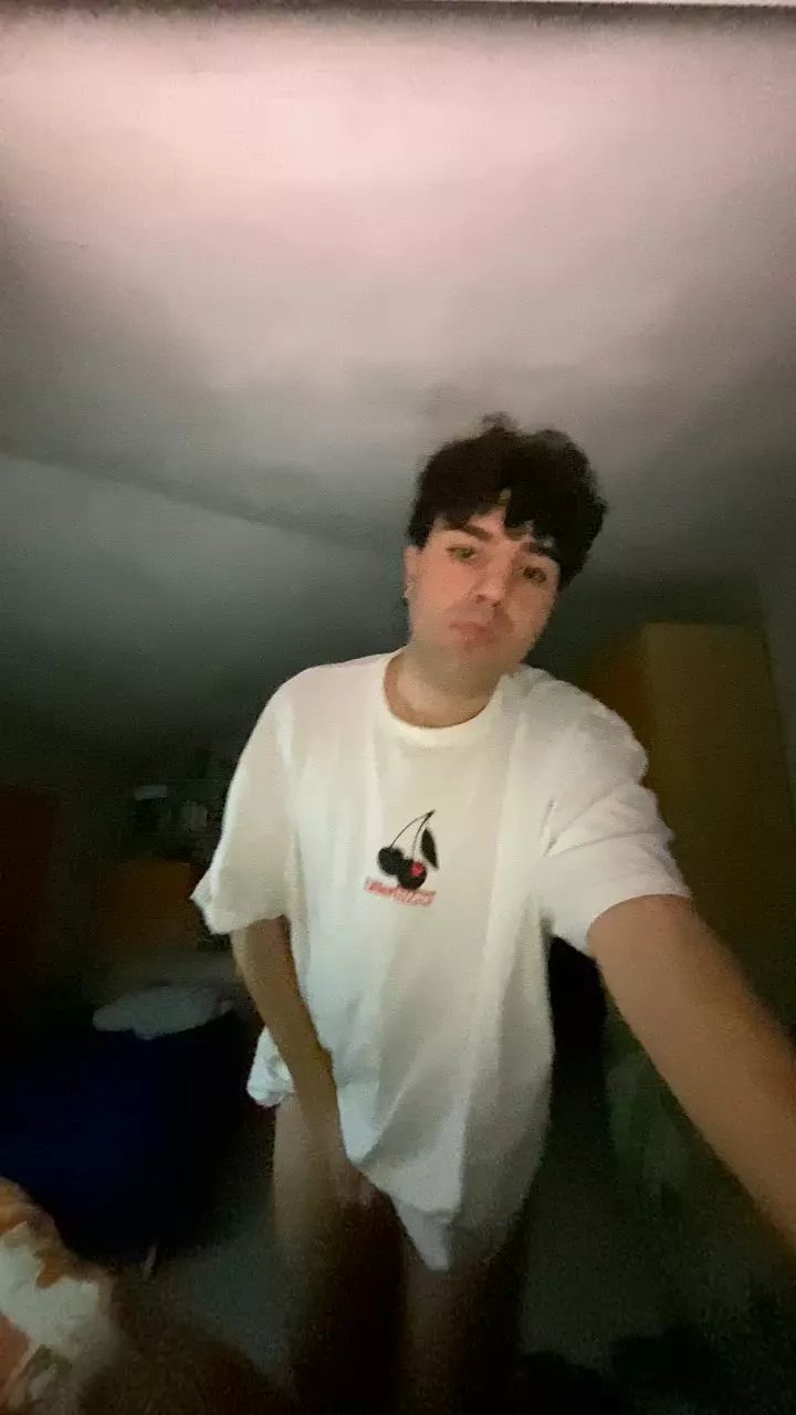 bisexualteddy on Cam4