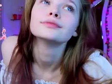 abbycartman —       THERE'S A VERY HOT SHOW GOING ON RIGHT NOW  #18 #natural #blonde #bigass #cute