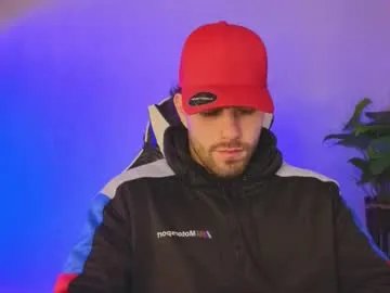 ades_lowe on Chaturbate