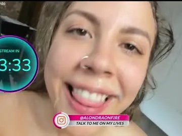 alondra_on_fire on Chaturbate