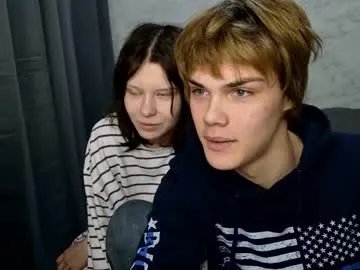 bonnie_and_c1yde — GOAL: suck tits [200 tokens remaining] pvt open #couple #skinny #teen #young #new