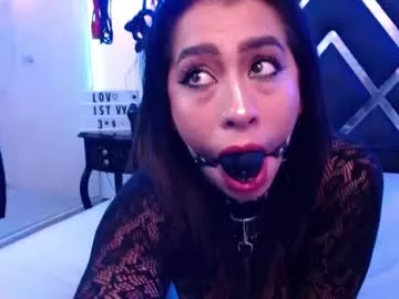 carolinaarias_ on Chaturbate