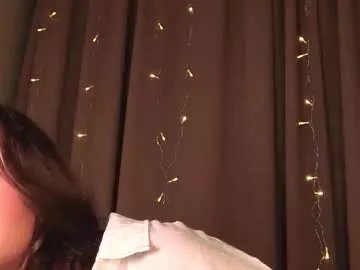 ceceliapidcock — Goal: seduce you with my feet Today we have fun and relax  #18 #shy #young #petite #new [0 tokens remaining]