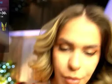 chloevelvetx on Chaturbate