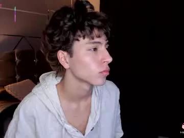 chrristopher77 on Chaturbate 