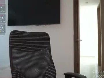 coreybae — goal is: show boobs + oil  [555 tokens left] #brunette #latina #bigass #hairy