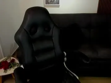 crimson_tati on Chaturbate