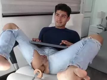 criss_evanss1 on Chaturbate