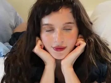 ellaa91 on Chaturbate