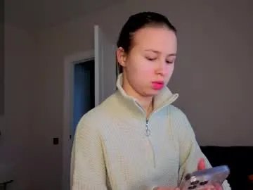 emma_clon on Chaturbate