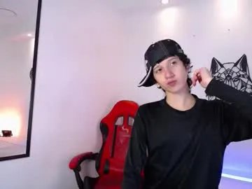 emmo_boy on Chaturbate 