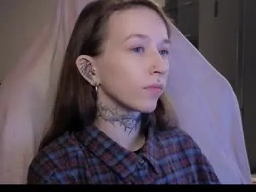 fran_bow on Chaturbate