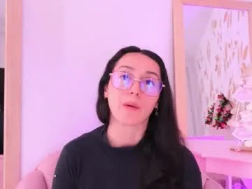 ginevra_esposito on Chaturbate