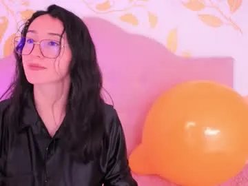 ginevra_esposito on Chaturbate