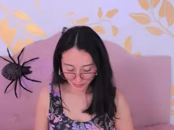 ginevra_esposito on Chaturbate