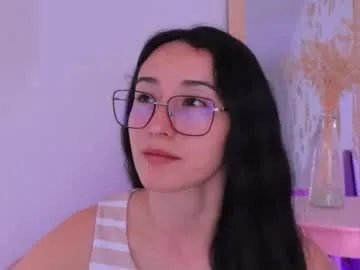 ginevra_esposito on Chaturbate