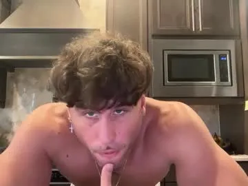 hungkingg22 on Chaturbate