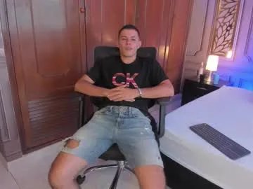 jealous_alfer — GOAL: I dance to your song [34 tokens remaining] Welcome to my room! #bigcock #twink #daddy #gay #hairy