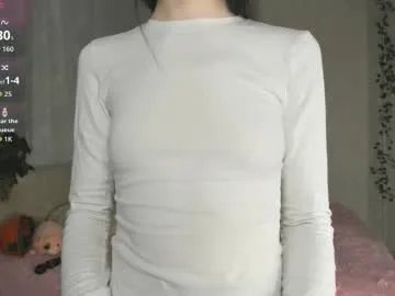 joanniecaughlin — Lick sexy lips [14 tokens left]  BDSM QUEEN #feet #bdsm #creampie #legs #pantyhose