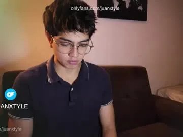 juancamroom on Chaturbate