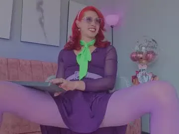 julianna_saenz on Chaturbate