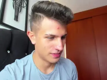 kevin_ahs1 on Chaturbate