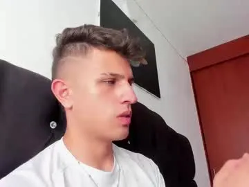 kevin_ahs1 on Chaturbate